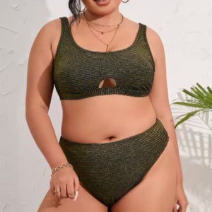 CUPSHE Ribbed Keyhole Bralette & High Waist Plus Size Bikini Set